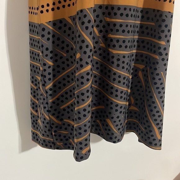 DONNA MORGAN - Women’s Patterned Dress! - Picture 4 of 7